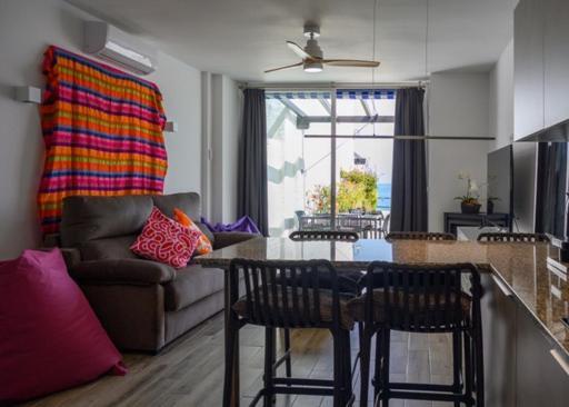 Newly Renovated 2 Bedroom Beachfront House Sitio de Calahonda Exterior foto